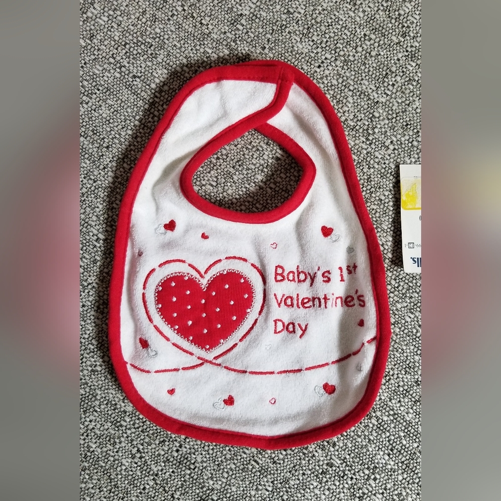 2 Valentine's Bibs